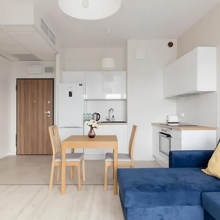 Wola Chic Blue By Bookinghost *